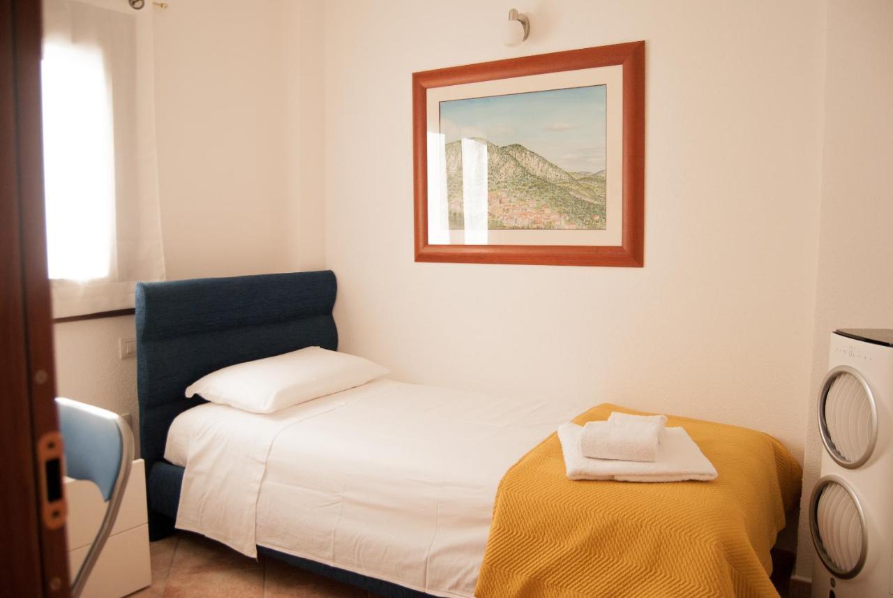 Sotza'S Little House Villa Padru Екстериор снимка